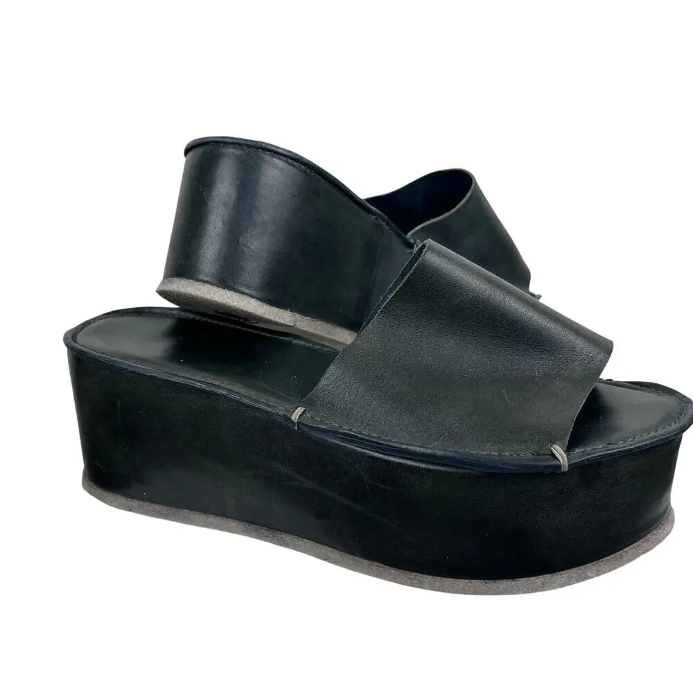 MOMA women's olive green leather platform sandals Size 8.5
